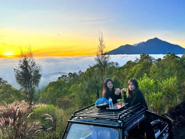 Отель Batur Green Hill And Hot Spring Кинтамани Экстерьер фото