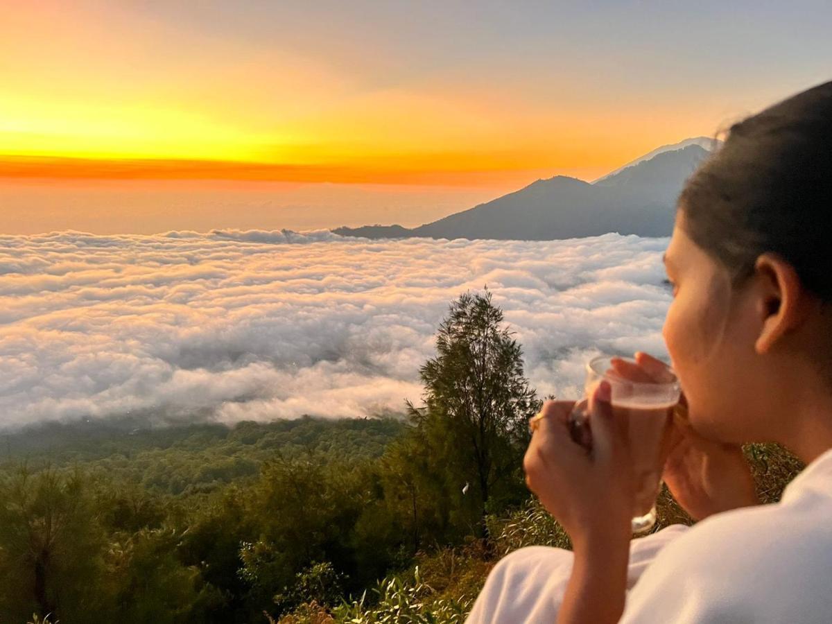 Отель Batur Green Hill And Hot Spring Кинтамани Экстерьер фото