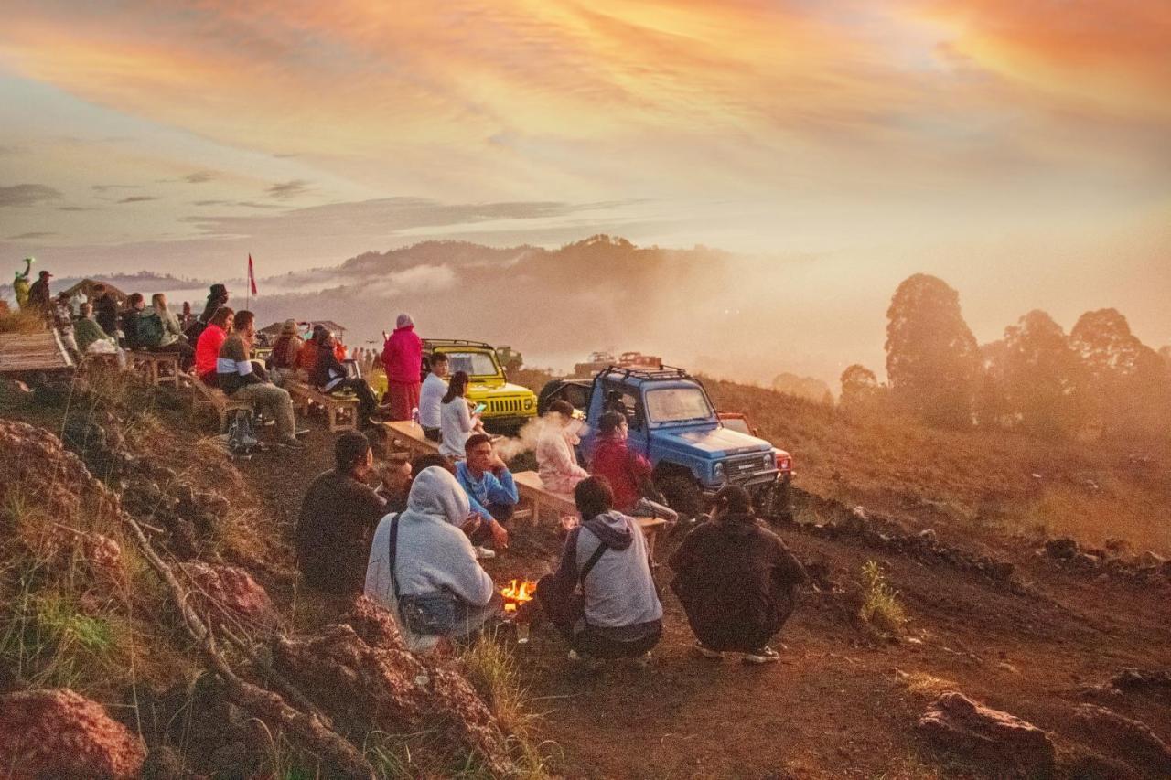 Отель Batur Green Hill And Hot Spring Кинтамани Экстерьер фото